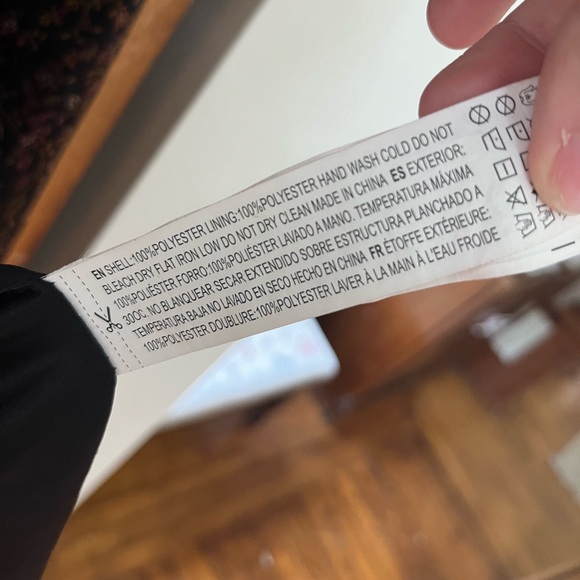 Flowy Floral Backless Dress - Picture 3 of 6